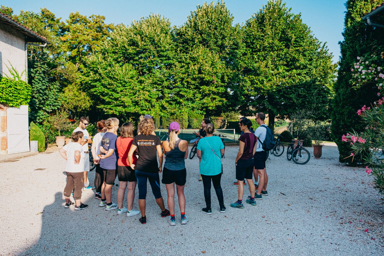 Teambuilding vélos électriques en équipe au Domaine de gailhaguet
